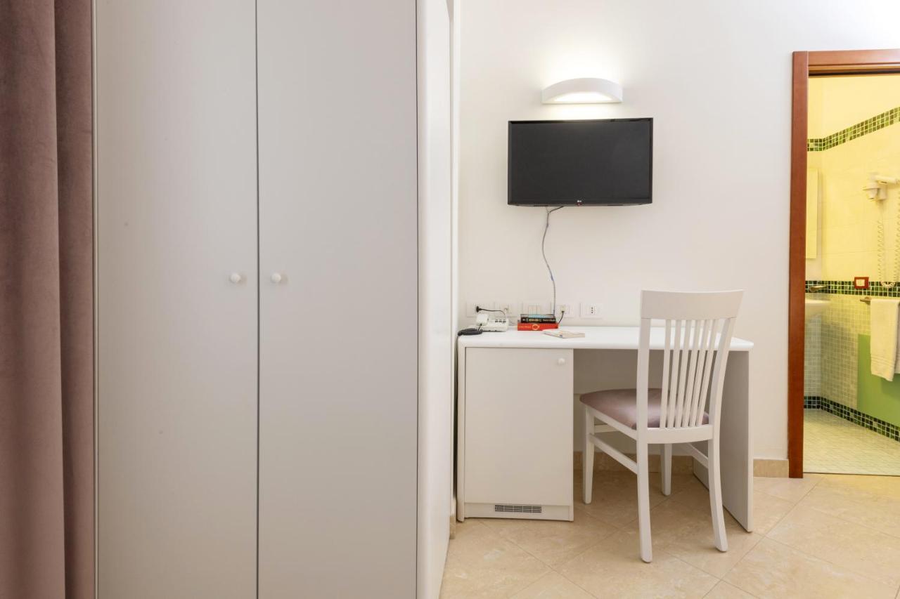 Hotel Centrale Spa & Relax Alcamo Bagian luar foto